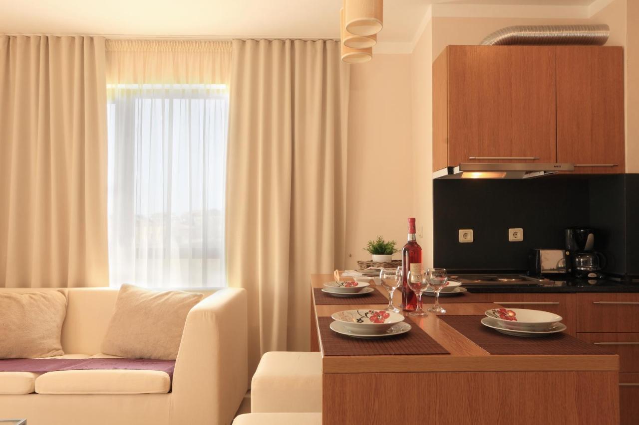 Bay Apartments Sozopol Bagian luar foto